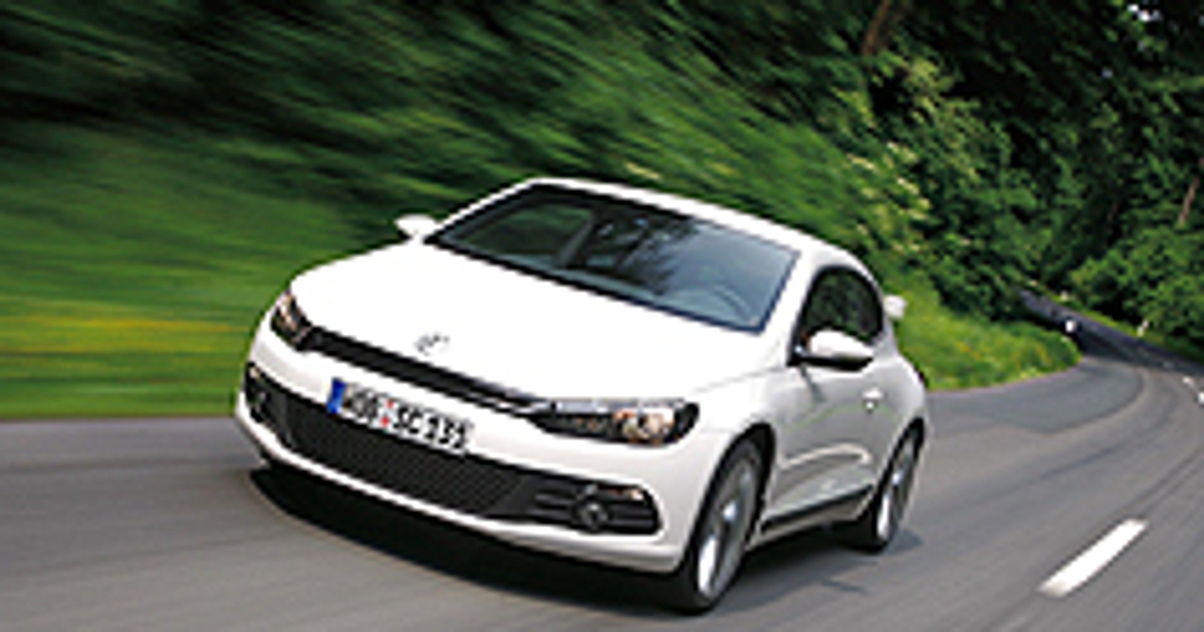 Volkswagen Scirocco 2.0 TSI - Solidna robota