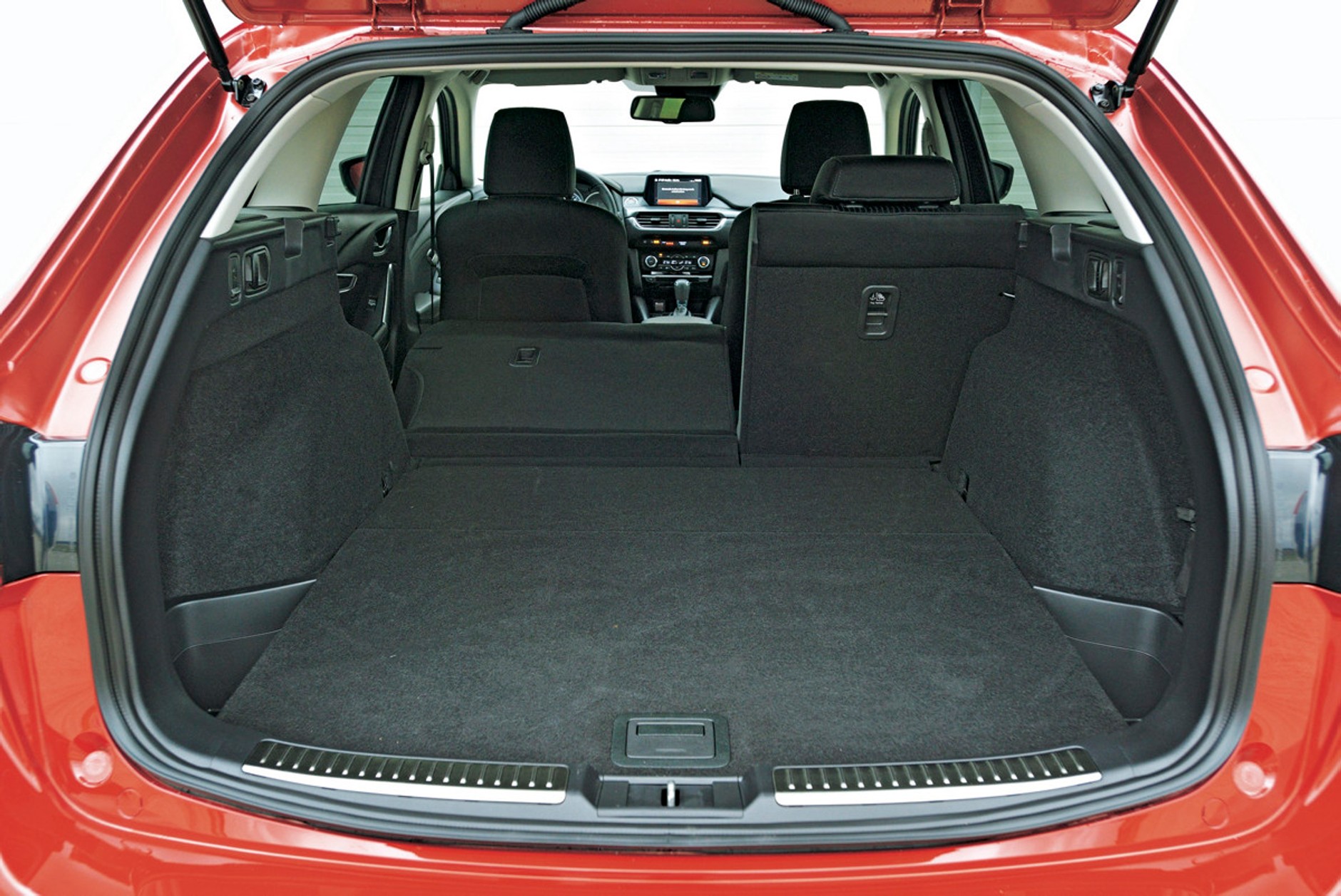 Pożeracze kilometrów - Kia Optima, Mazda 6, Renault Talisman i Skoda Superb