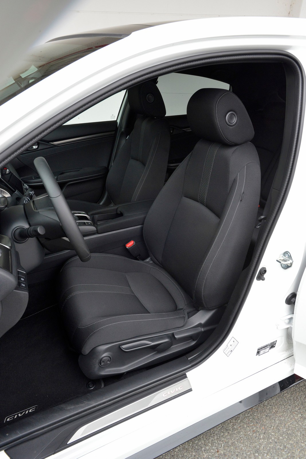 Honda Civic kontra Mazda 3