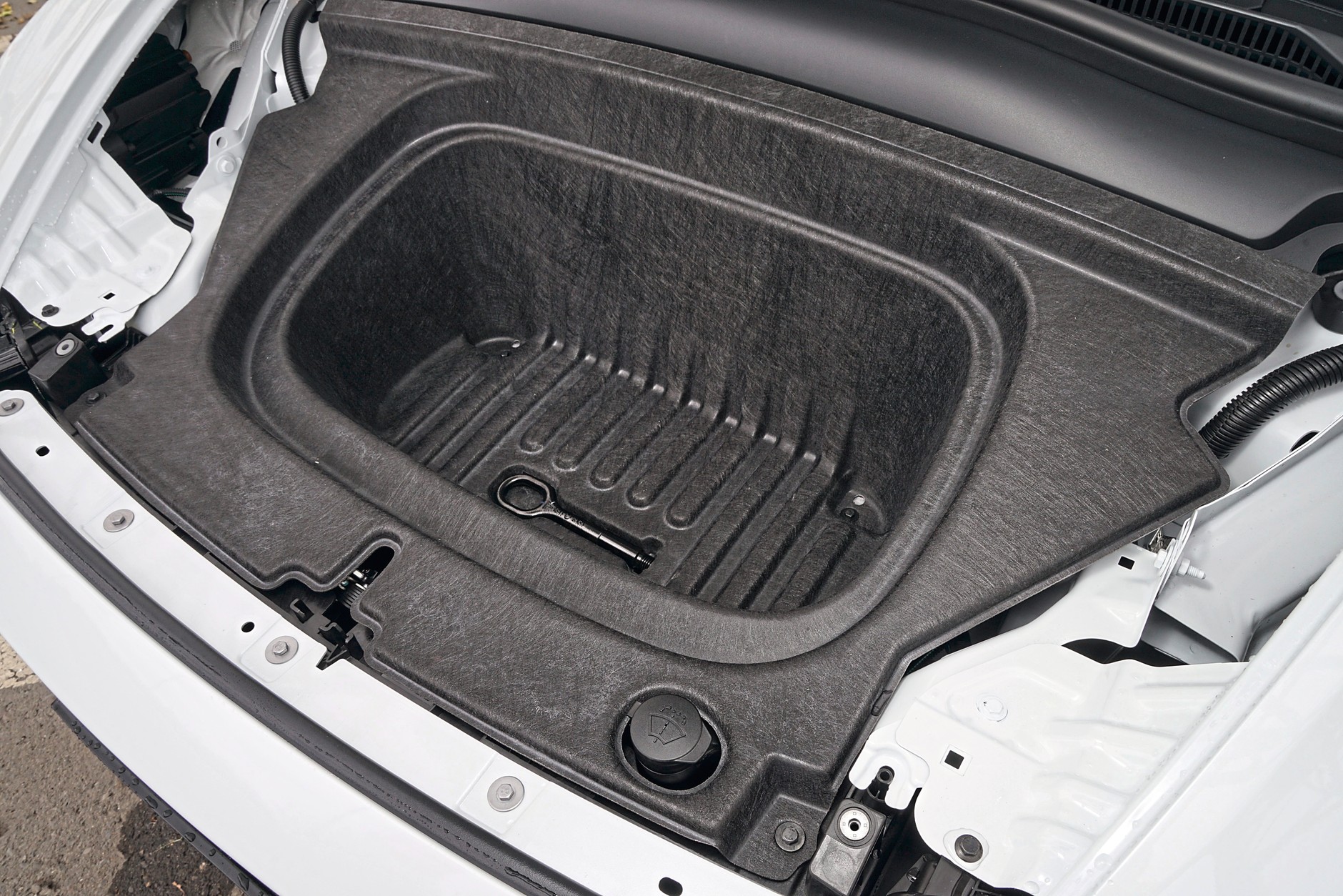 Tesla Model Y Standard