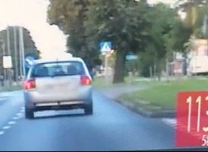 Jechał przez miasto 115 km/h, ale... nie stracił prawa jazdy