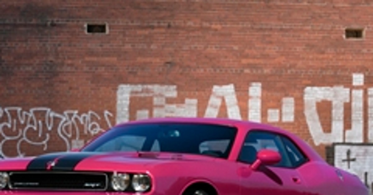 Dodge Challenger – czy jeździłaby nim Barbie? 