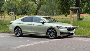 To pierwsza hybryda z wtyczką, którą naprawdę polubiłem. Skoda zaskakiwała każdego dnia