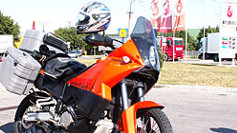 KTM 990 Adventure ABS: SUV na dwóch kołach