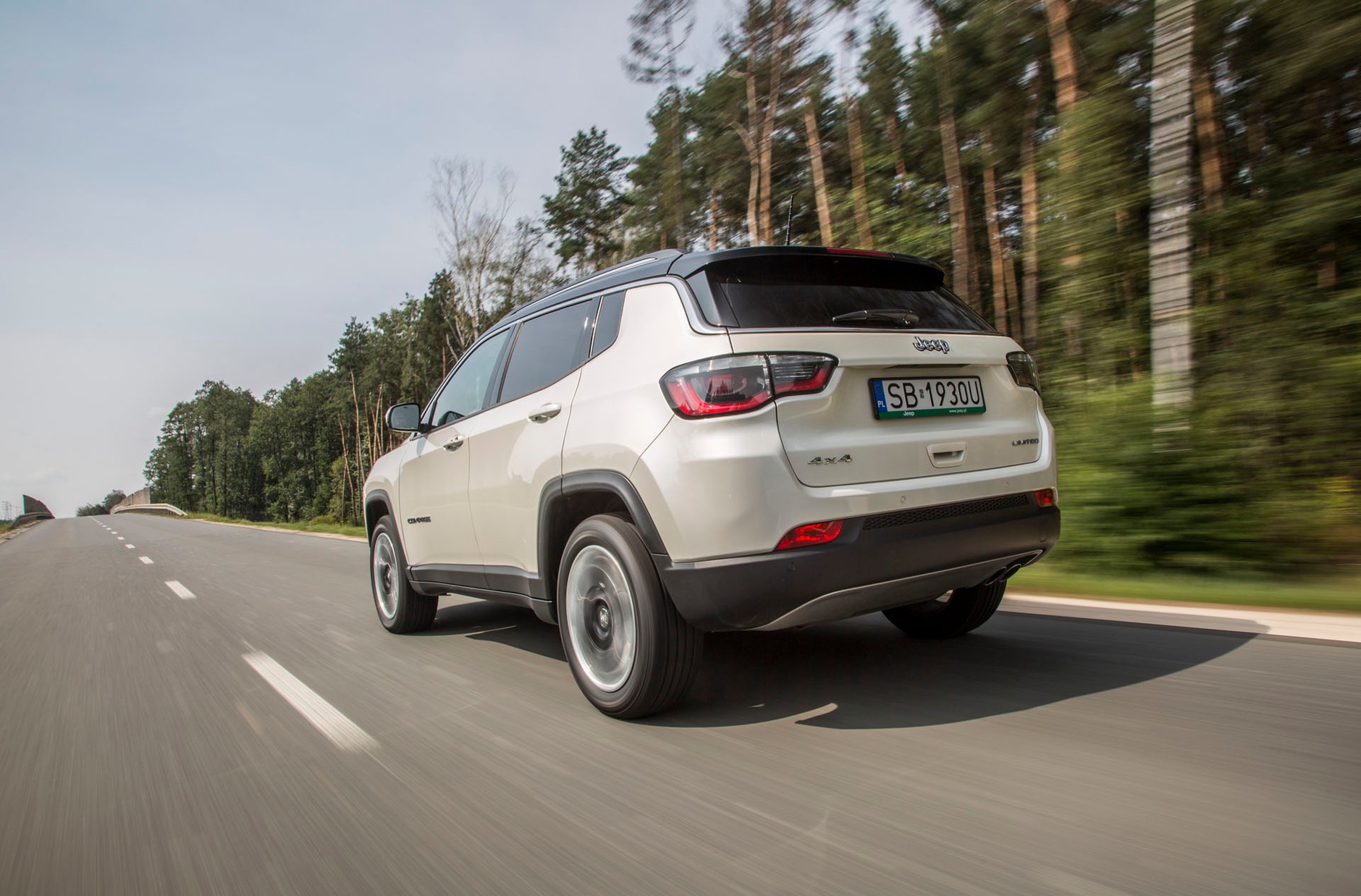 Jeep Compass 2.0 Multijet - sprawdza się nie tylko na asfalcie