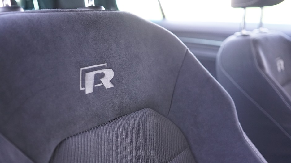 Volkswagen Golf R