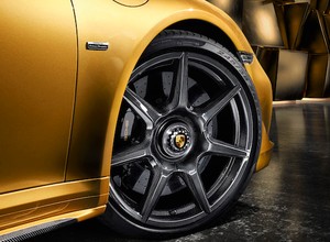 Porsche: karbonowe felgi 20-calowe za 78 tys. zł