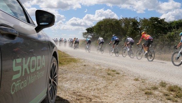 Przejechałem etap Tour de France i zajrzałem za kulisy. Tego nie widać z zewnątrz