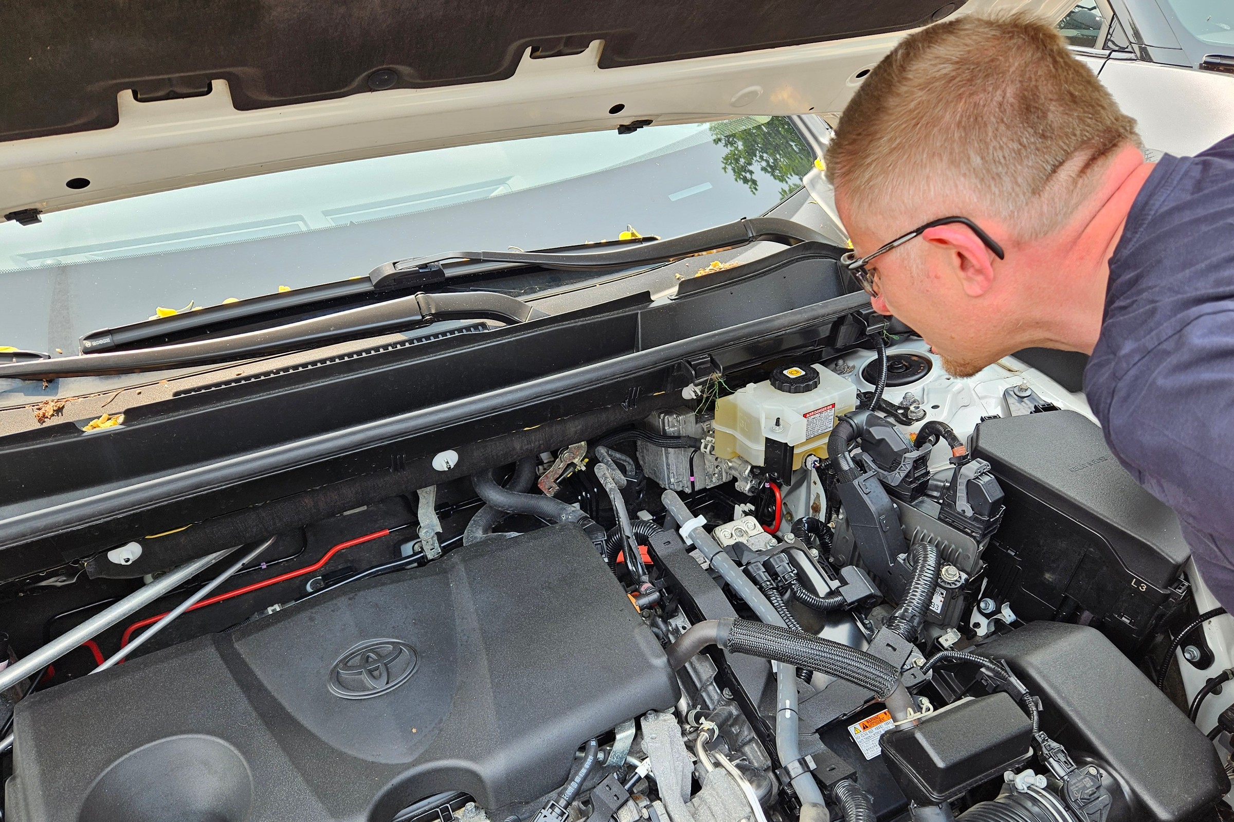 W te mrozy wróci zły nawyk kierowców. Może szybko uszkodzić silnik. I to poważnie