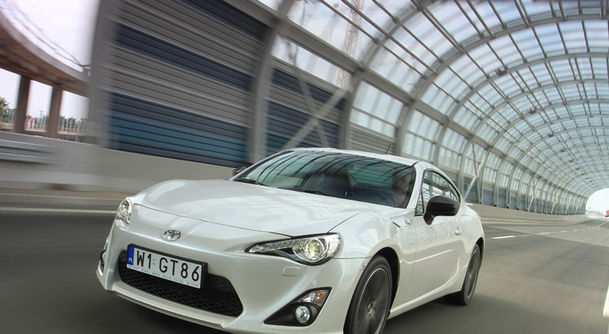 Toyota GT86: sportowiec z krwi i kości