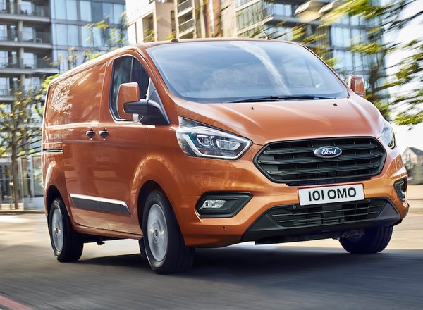 Ford Transit Custom FL – unowocześniony dostawczak
