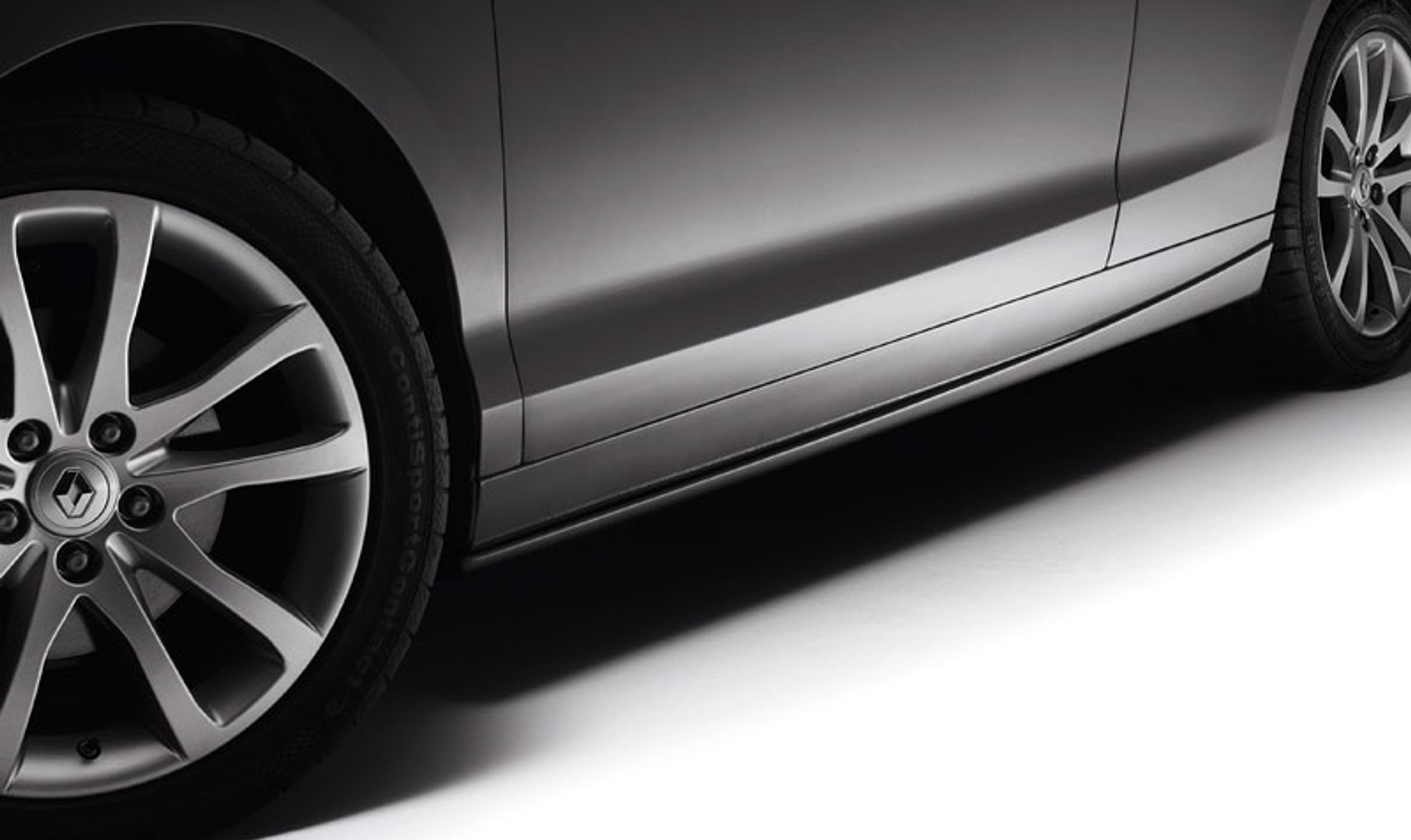 Renault Laguna Coupe – dane techniczne siedmiu wersji silnikowych