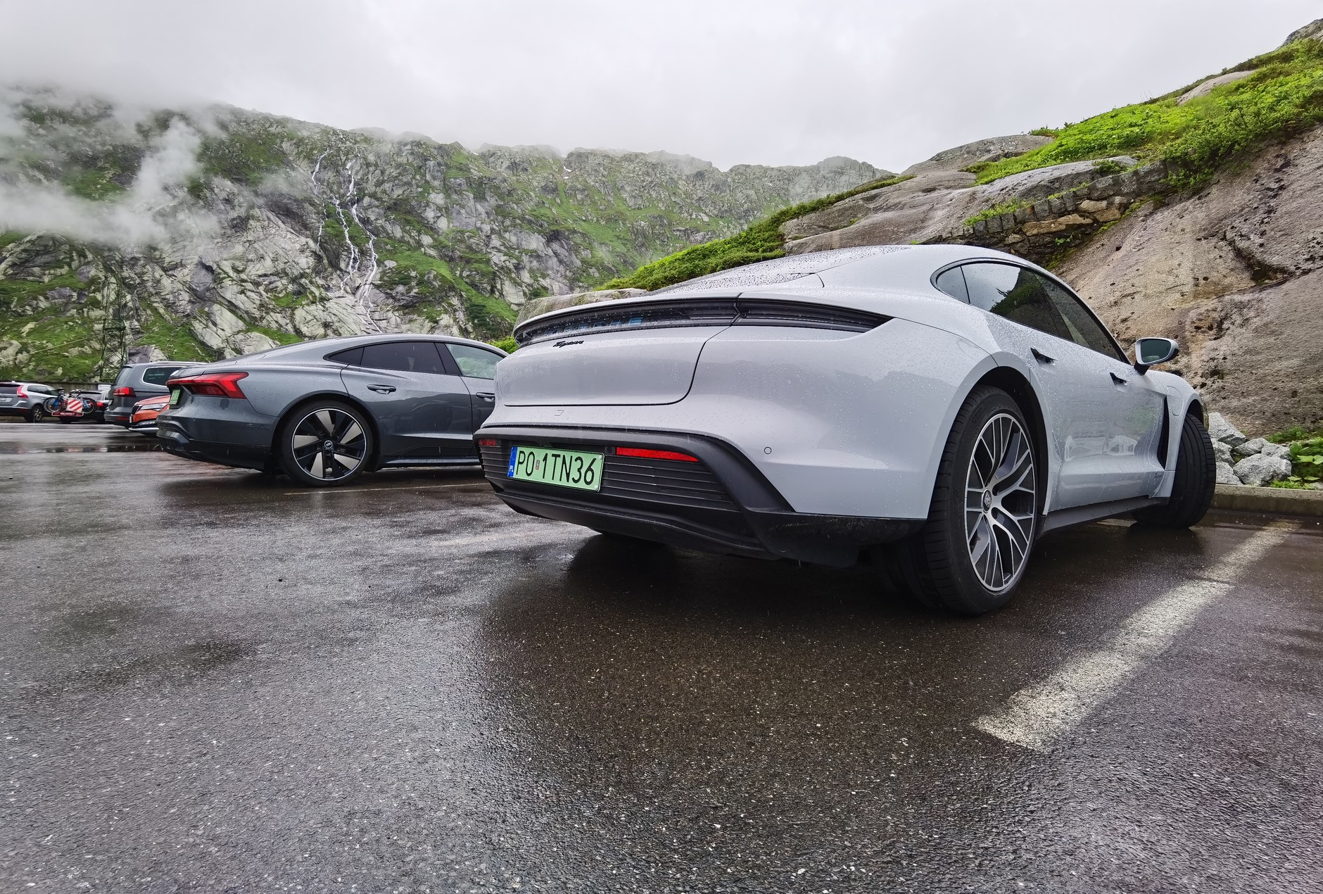 Elektromobilność Alpy Audi e-Tron S Audi e-Tron GT Porsche Taycan