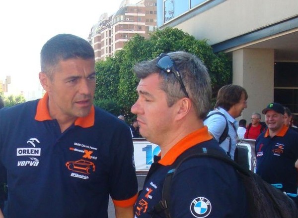Rajd Dakar 2011: BMW Hołowczyca przeszło odbiór techniczny