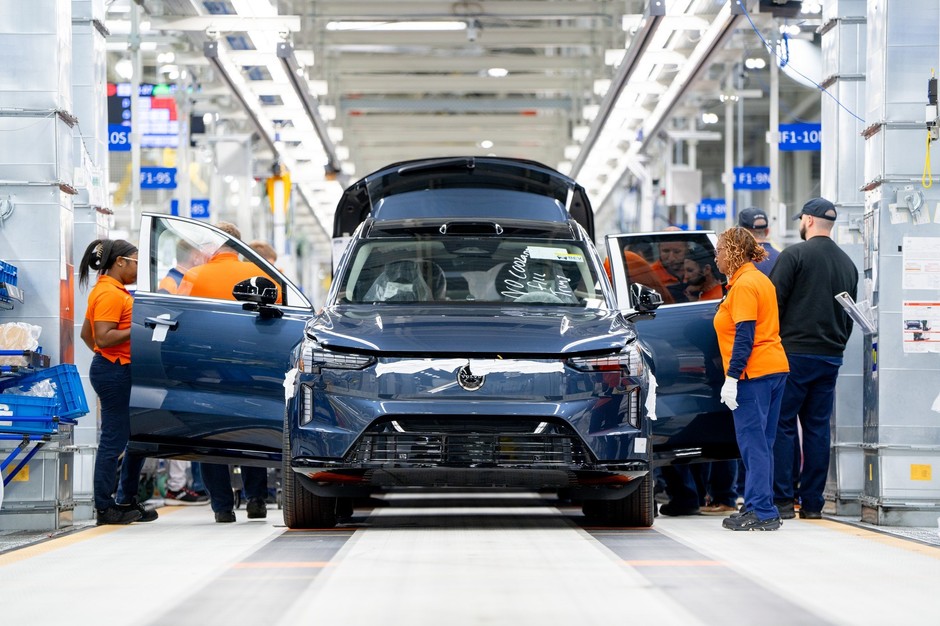 Volvo EX90
