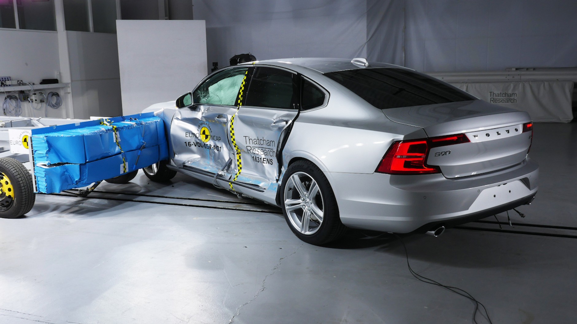 Volvo S90 - test zderzeniowy Euro NCAP