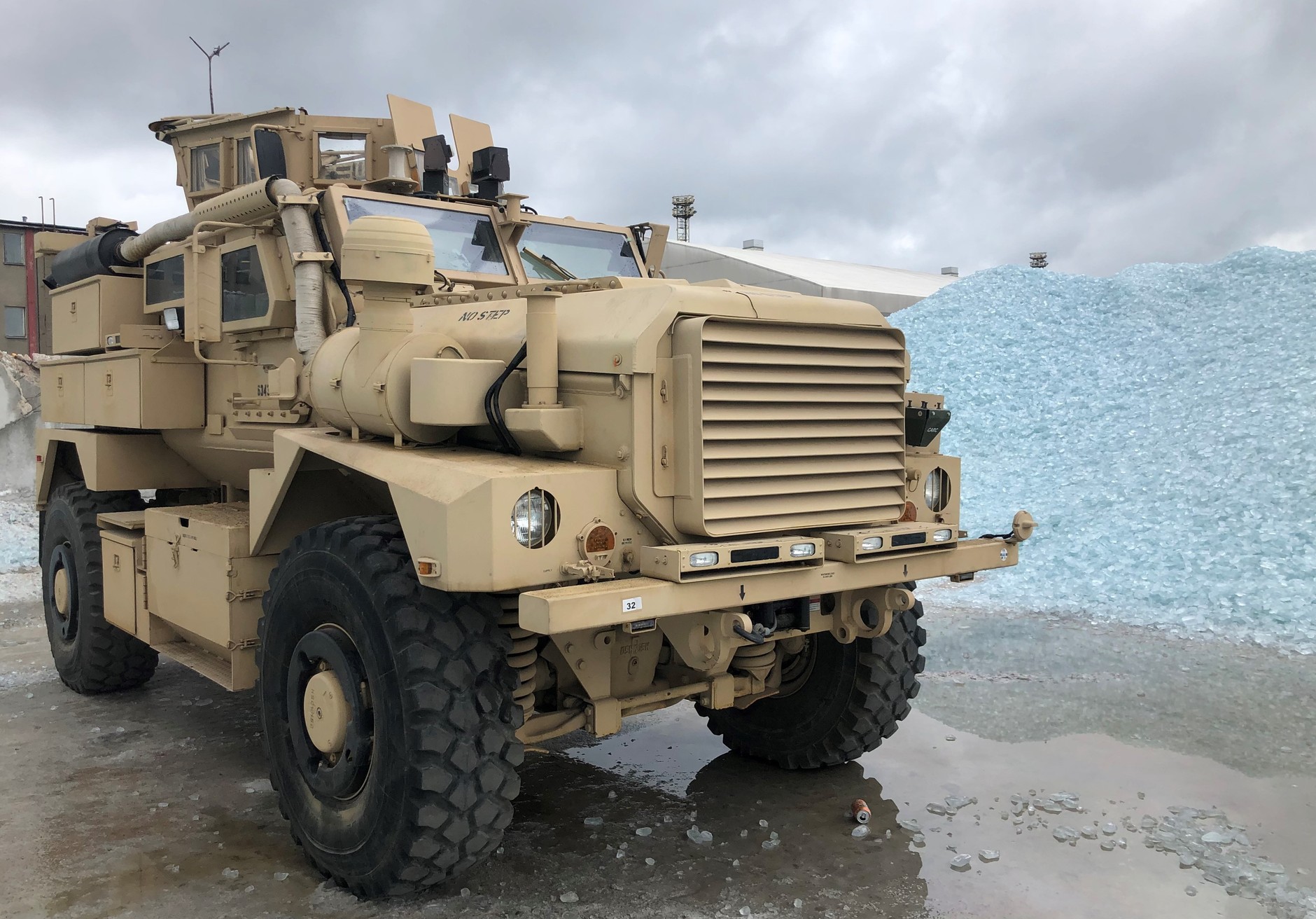 Transporter opancerzony Cougar 4×4