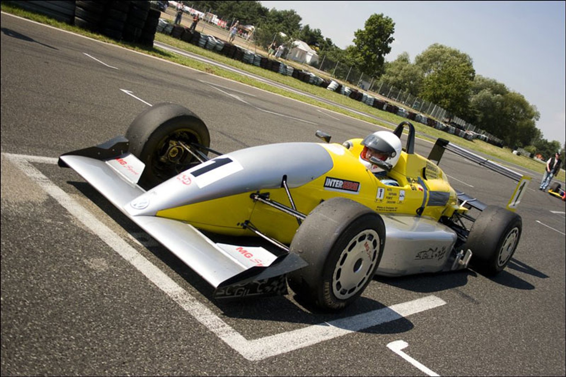 Wyścigi: nowe rekordy na torze w Poznaniu (fotogaleria)