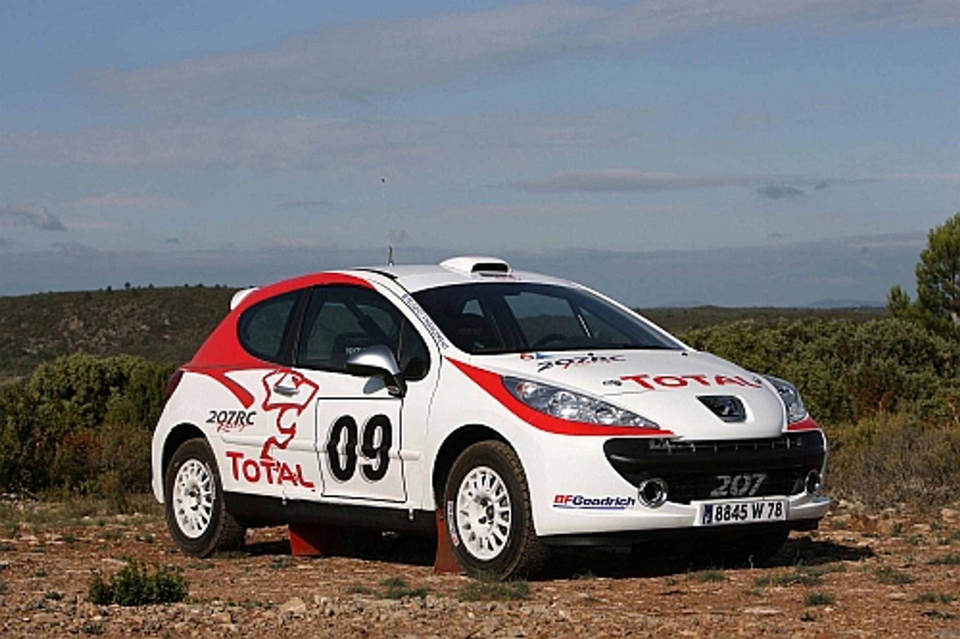 Peugeot 207 RC Rallye - nowa rajdówka za rozsądne pieniądze!