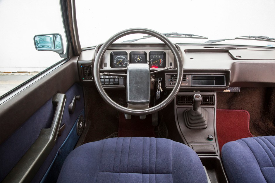 Fiat 131 Supermirafiori - luksus bliższy ciału