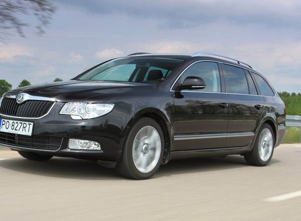 Skoda Superb – poradnik kupującego. Sprawdzamy, wszystkie generacje