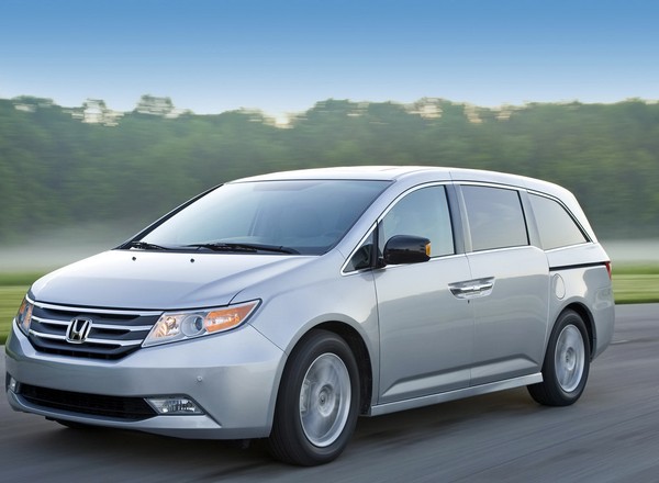Odnowiona Honda Odyssey w roku modelowym 2011