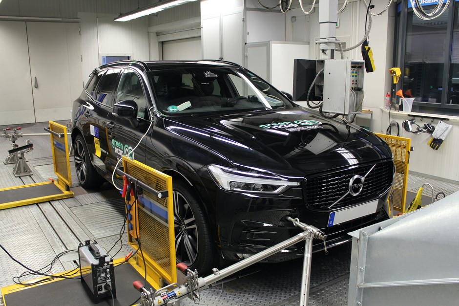 Volvo XC60 B4 2.0/197 KM, 420 Nm