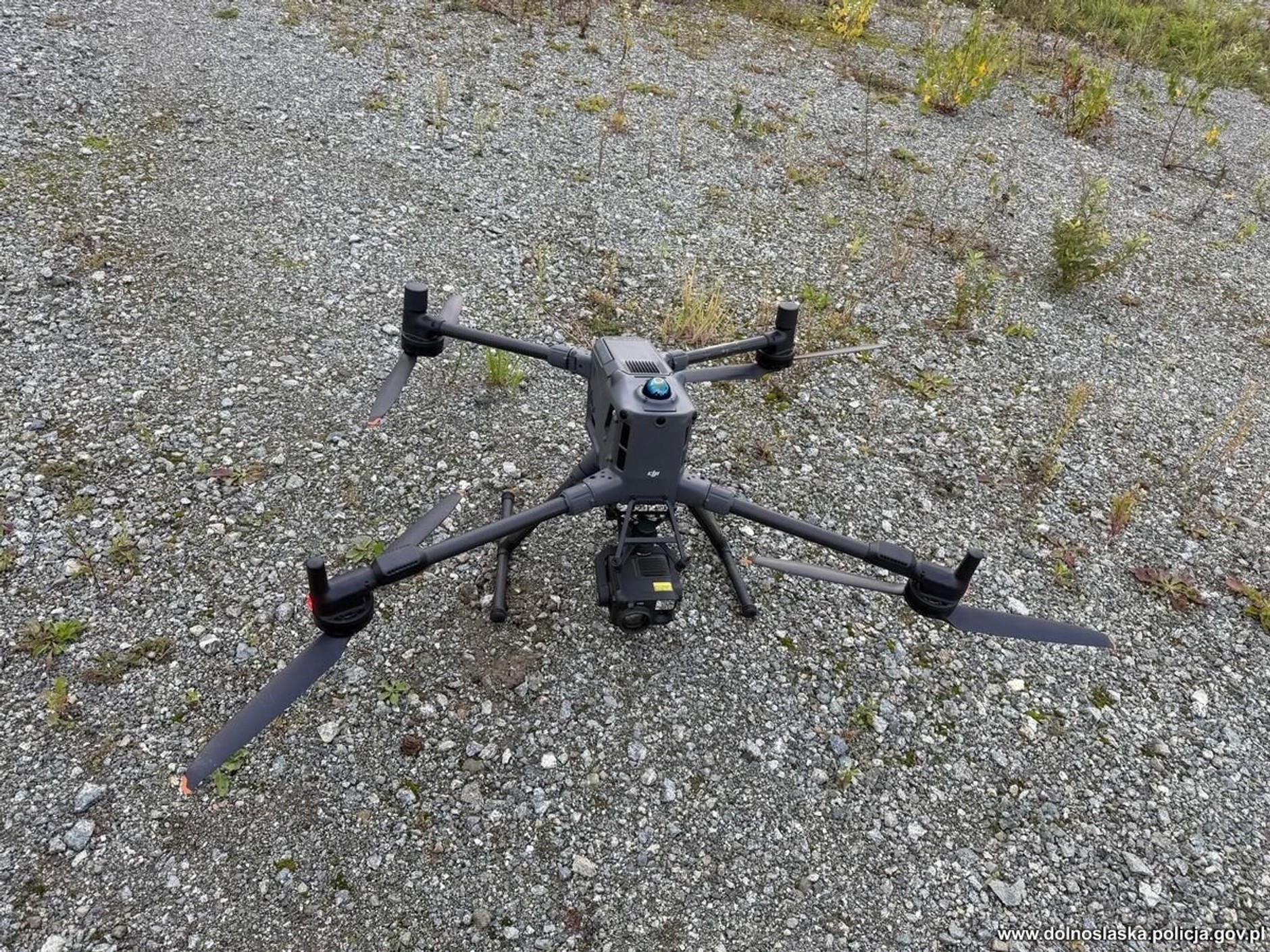 Dron nad przejazdami kolejowymi. "Bezpieczny przejazd kolejowy”