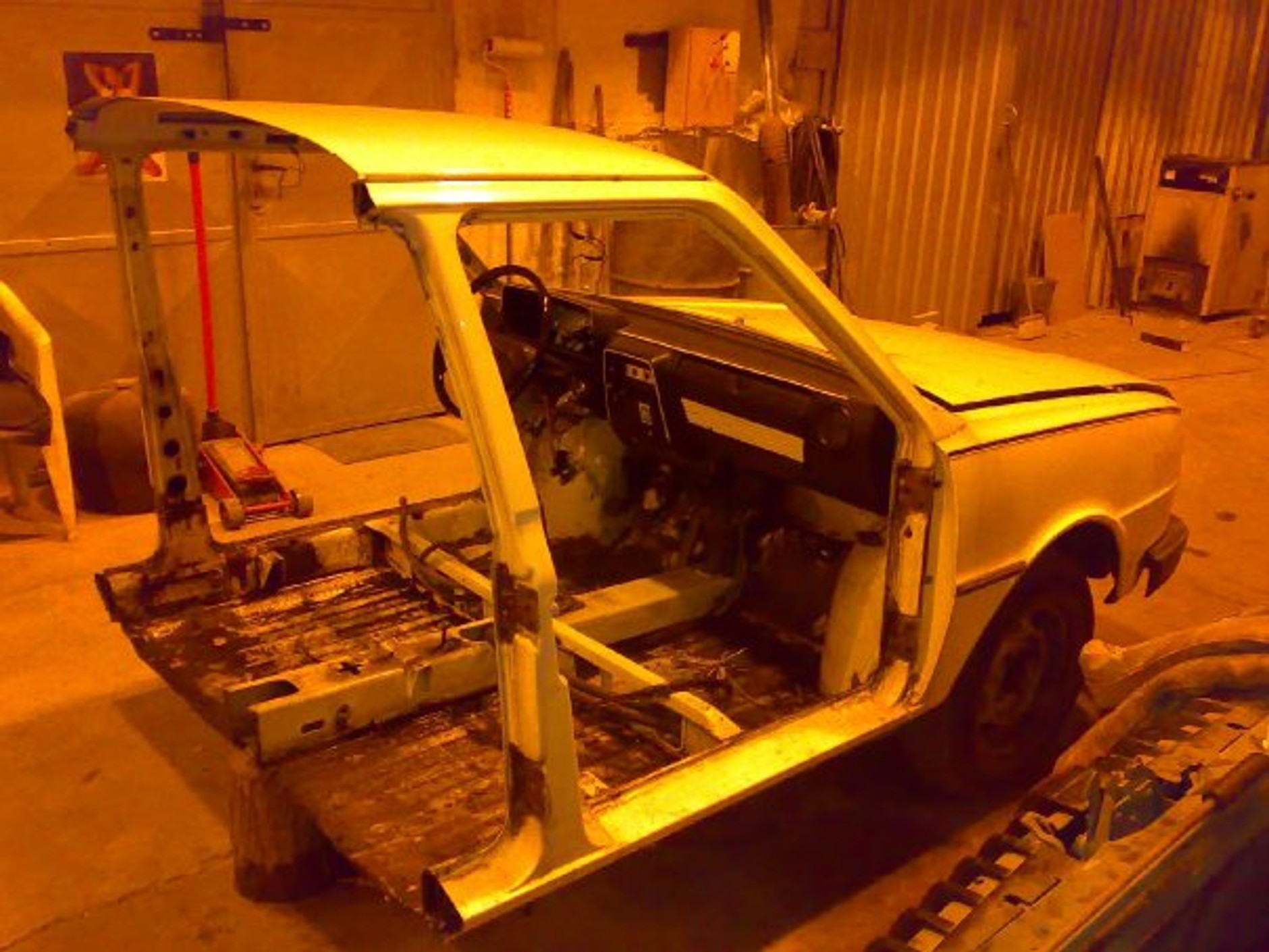 Skoda 105L Limousine