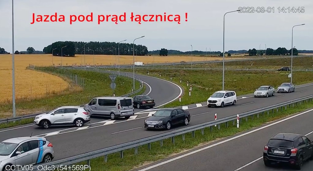 Po wypadku na drodze ekspresowej S6 wielu kierowców zdecydowało się na jazdę niezgodną z przepisami ruchu drogowego