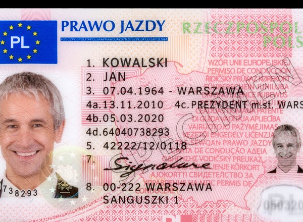 Będziemy mieli elektroniczne prawo jazdy w... aplikacji na telefonie