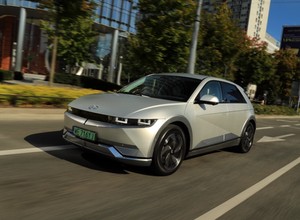 Hyundai IONIQ 5 73 kWh 2WD – naładowany pomysłami