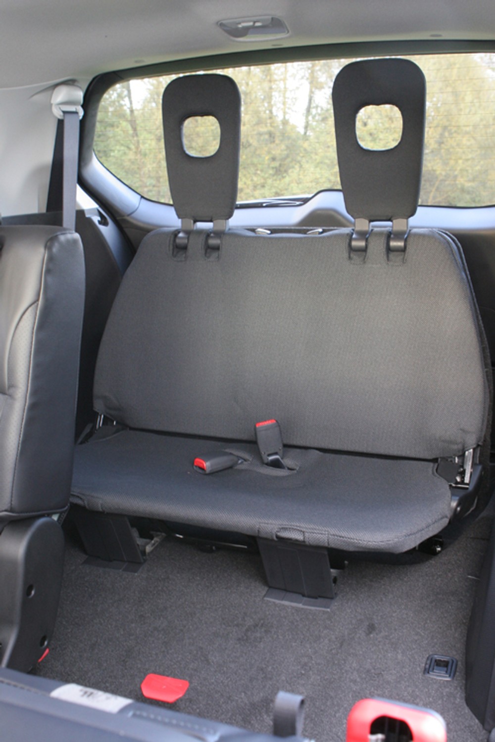 Citroen C-Crosser 2.2 HDi Exclusive - Citroën rusza w teren