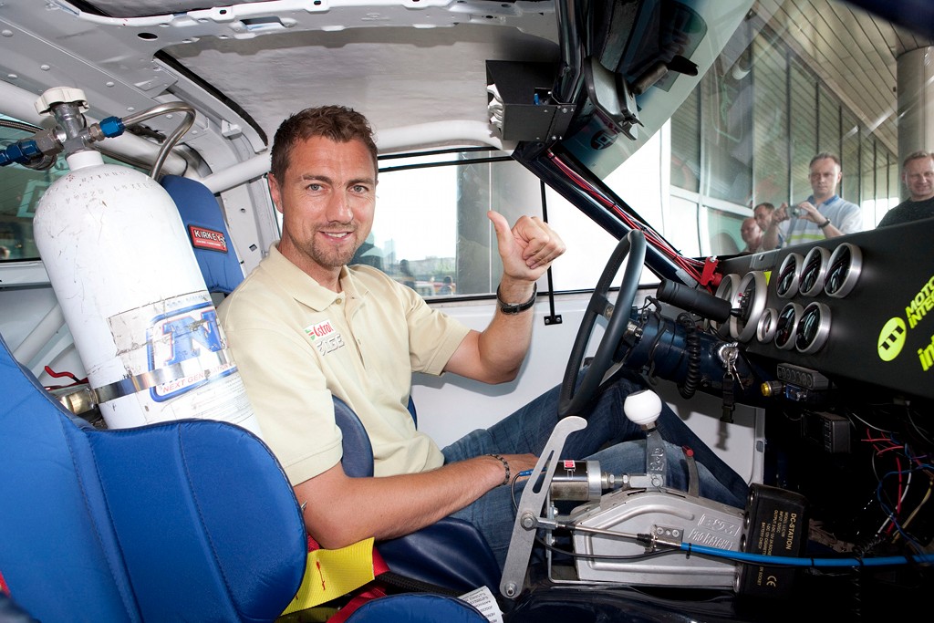 Czy Jerzy Dudek pójdzie w ślady Adama Małysza?