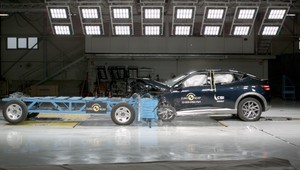 Kolejne auta rozbite przez Euro NCAP. Wiemy, jak bezpieczna jest Tesla. A jak wypadły chińskie nowości?