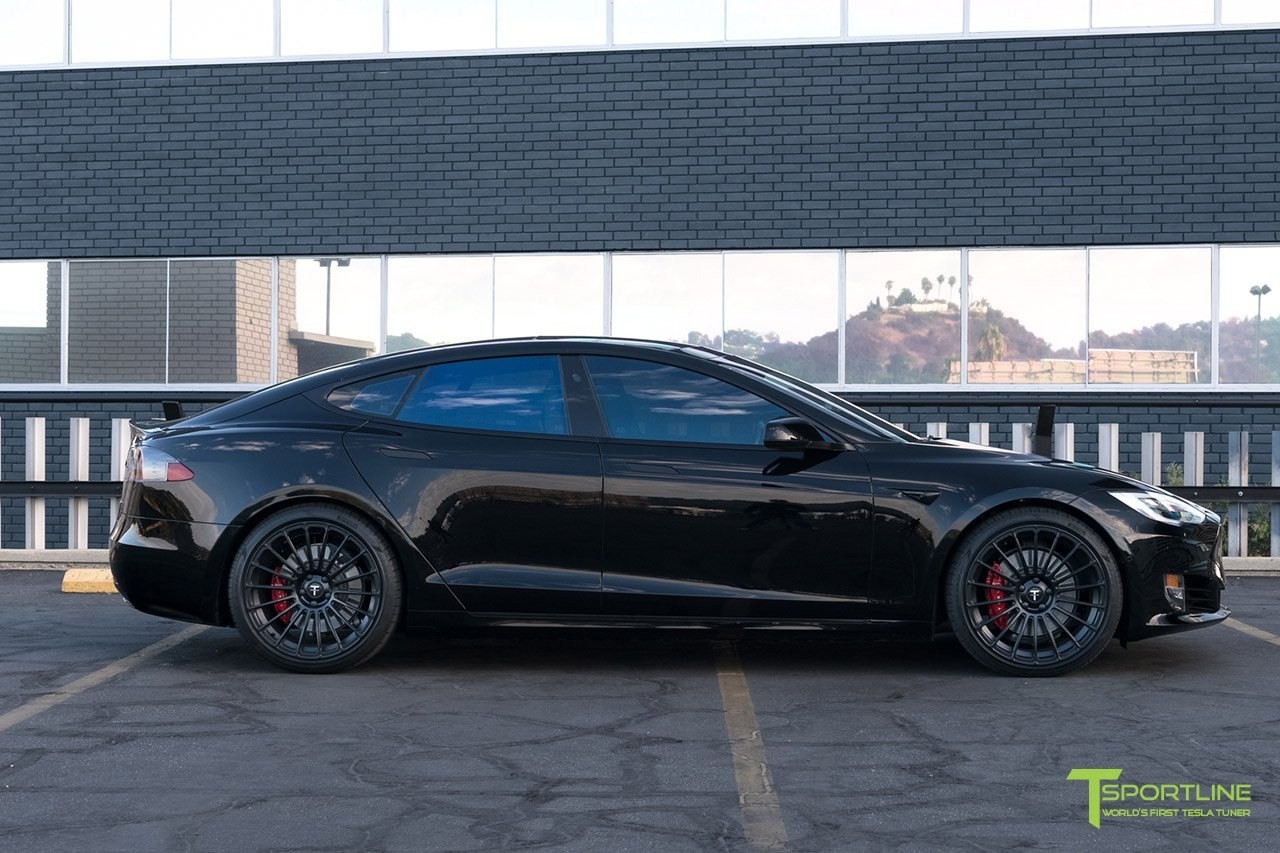Tesla Model S P100D – szlif T Sportline