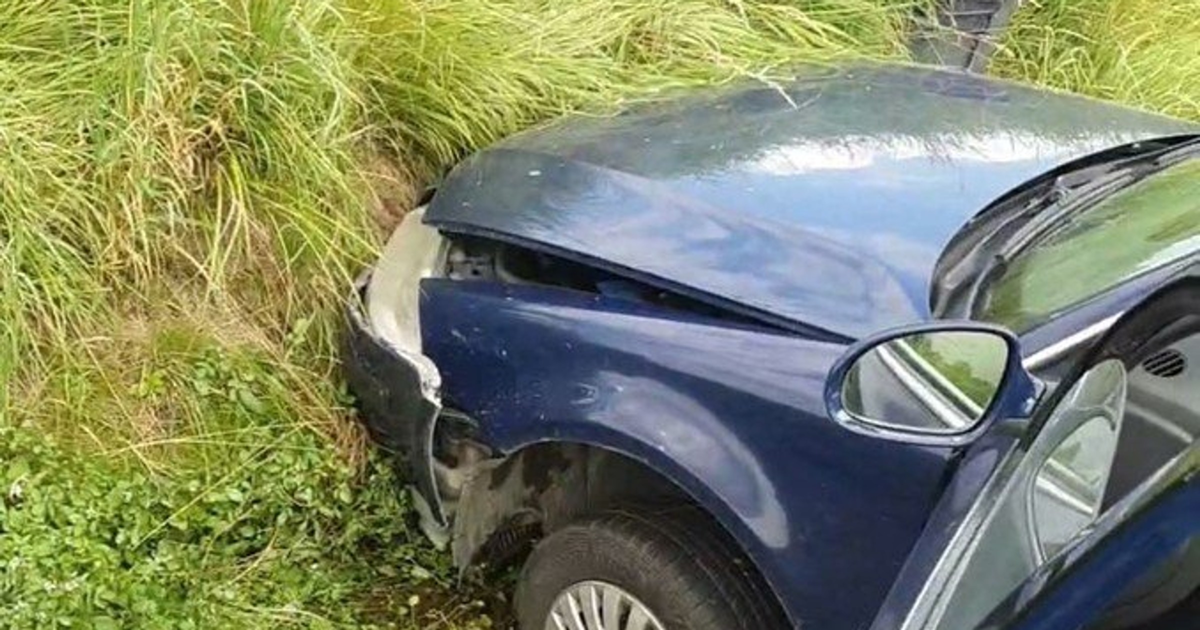 32-letni Gruzin wyprzedzał na przejeździe kolejowym i uciekał przed policjantami. Teraz grozi mu nawet 5 lat więzienia