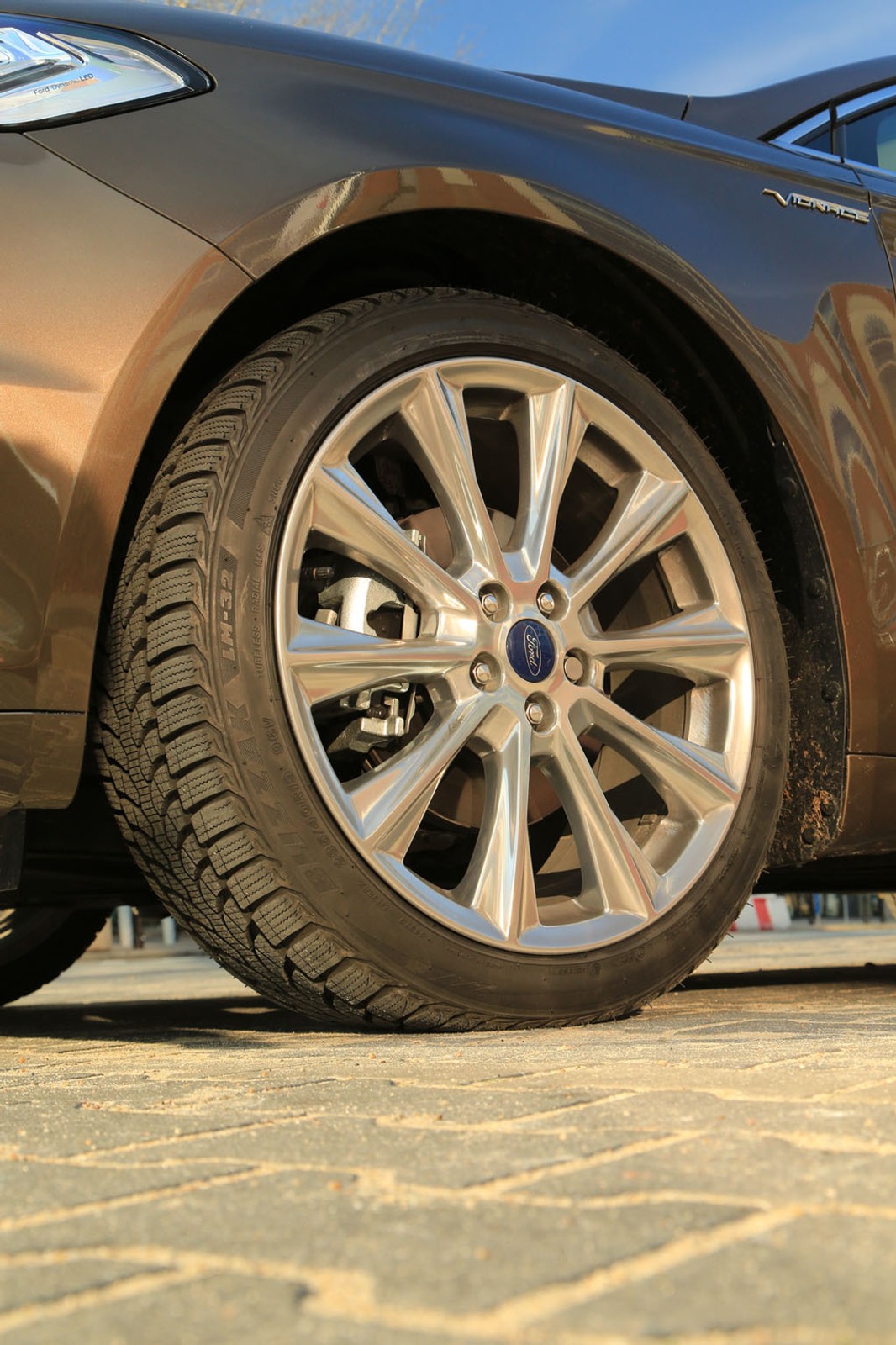 Ford Mondeo Vignale - Ford chce być Premium