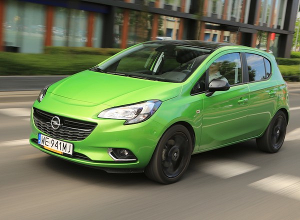 Opel Corsa 1.0 Turbo Color Edition - miejski pędziwiatr