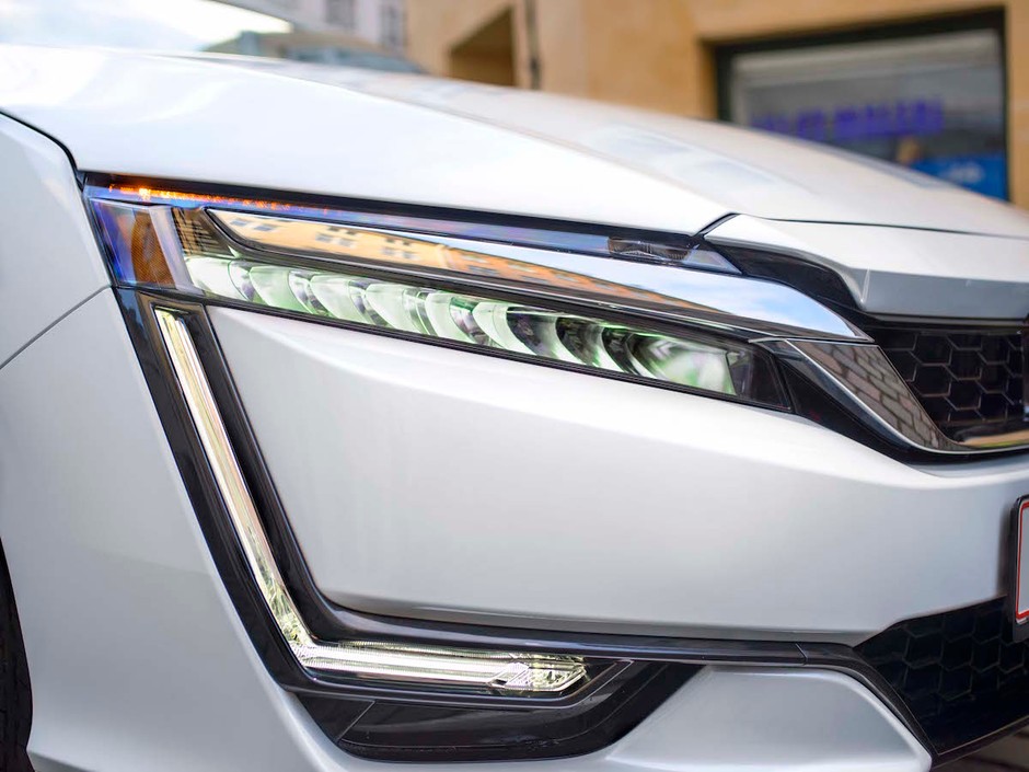 Honda Clarity Fuel Cell