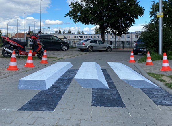 Czy trójwymiarowe pasy dla pieszych są bezpieczne?