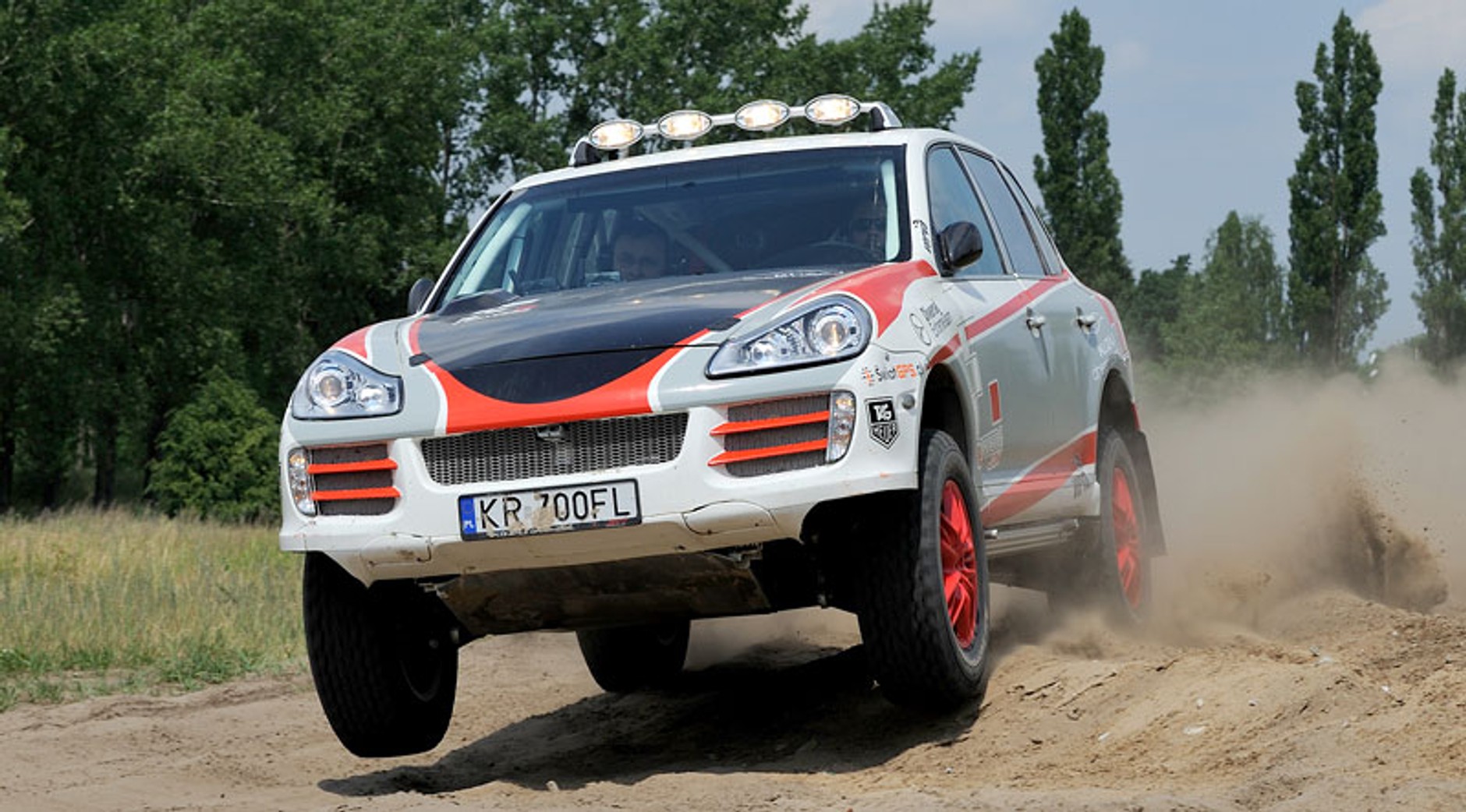 Porsche Cayenne STT Racing: Komornicki i Marton - testy nowego samochodu (fotogaleria)