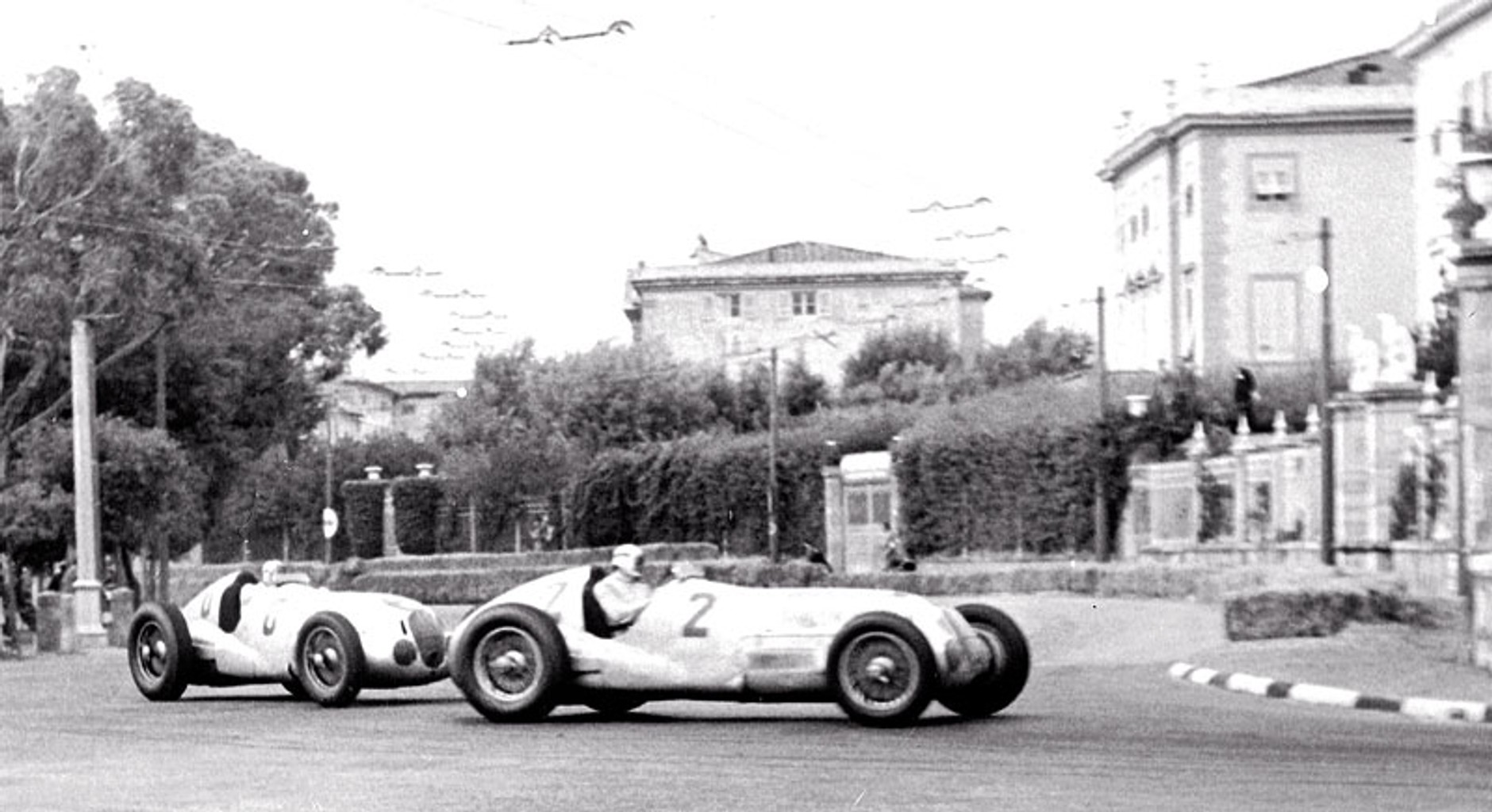 Mercedes-Benz: srebrne strzały w okresie przedwojennym