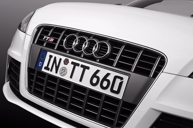 Audi TTS: 200 kW z 2,0 TFSI (oficjalne informacje)