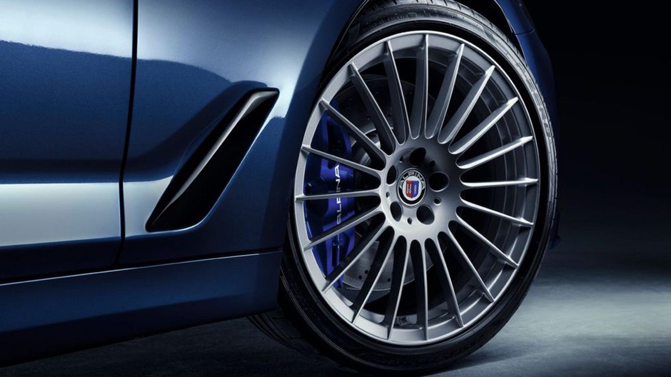 Alpina B5 czy BMW M5?