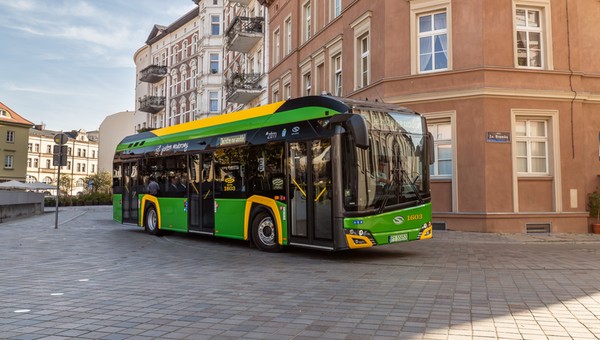 Polski rynek autobusów wodorowych jednym z trzech najważniejszych dla Solarisa