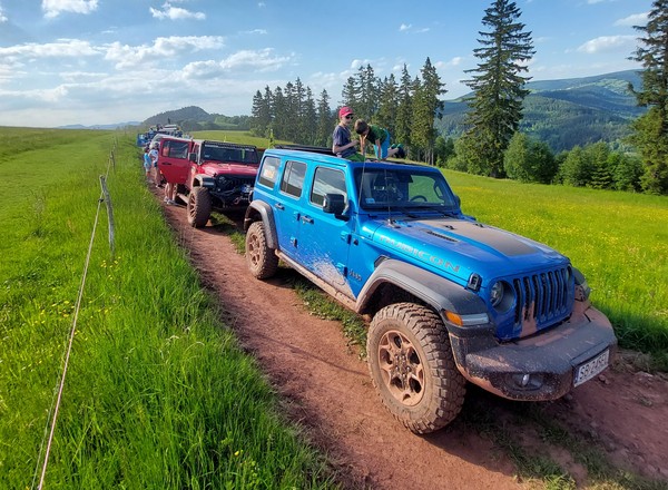 Camp Jeep Kudowa-Zdrój — Sprawdziliśmy Wranglera Rubicona 4xe nie tylko w terenie