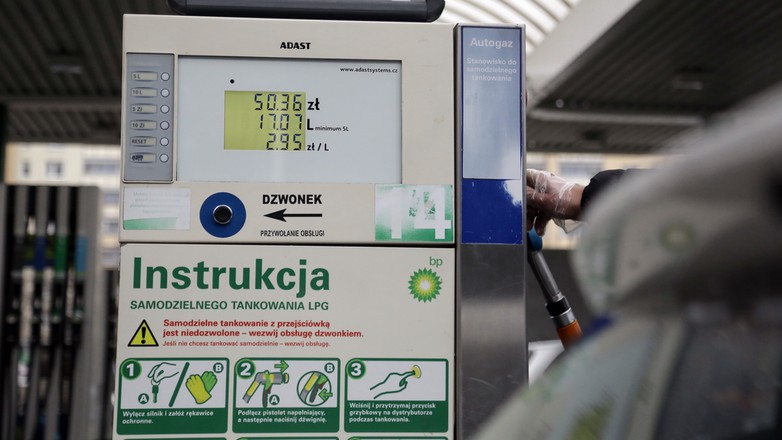 Toyota Auris Kombi 1.8 Hybrid LPG 2014 2. generacja