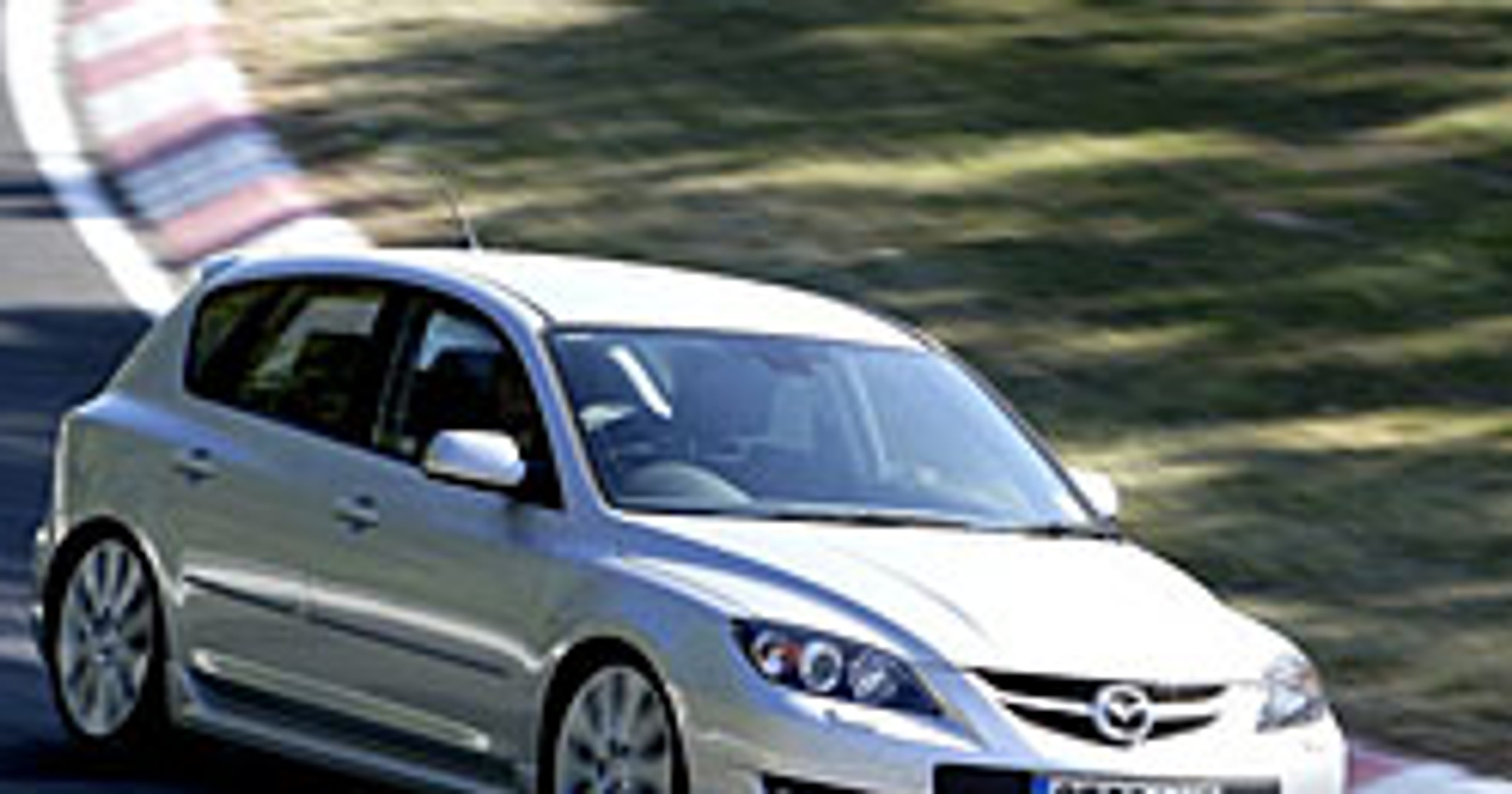 Mazda 3 MPS: atak na rekord Nürburgringu (wideo)