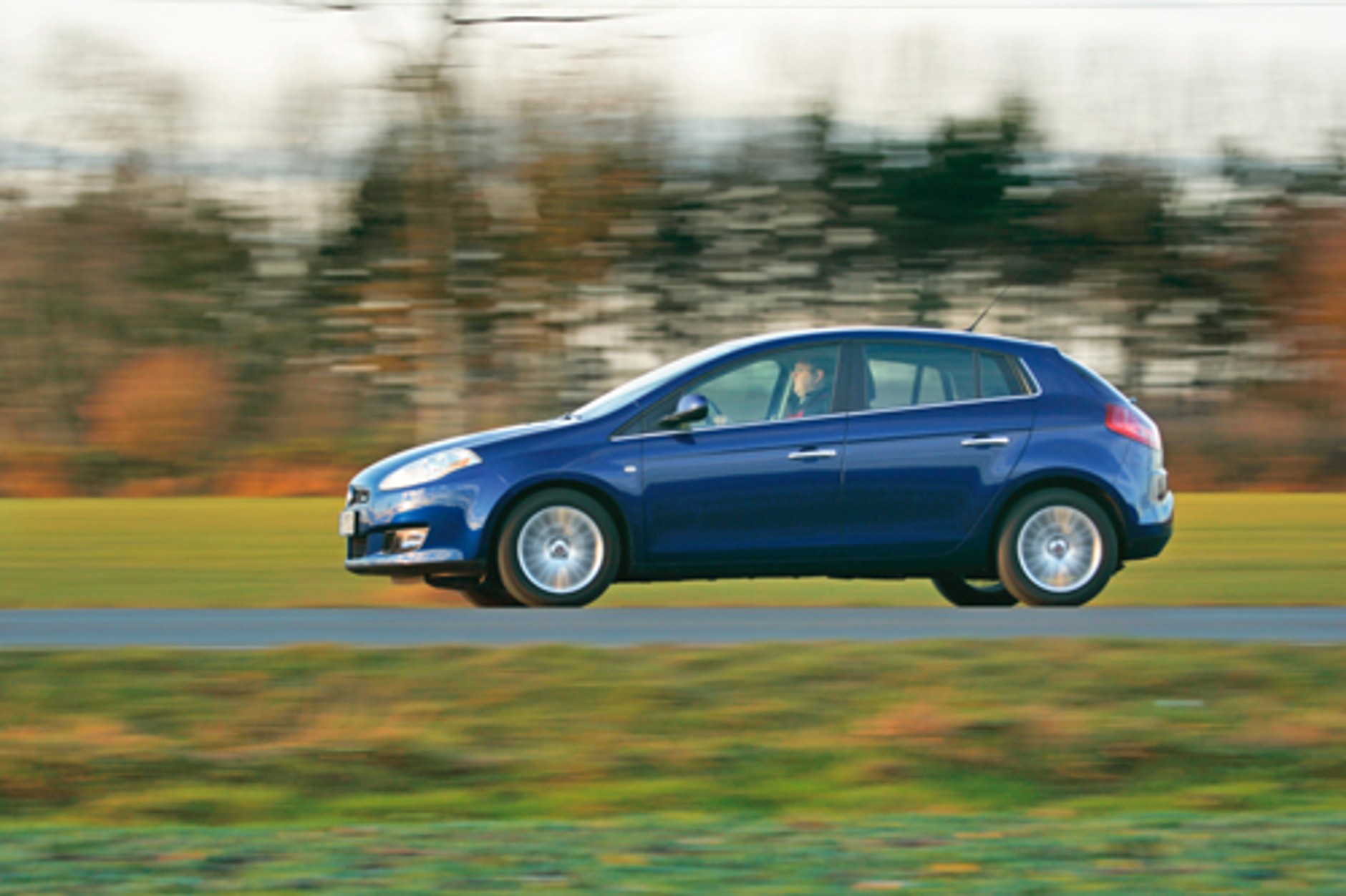 Nowy Renault Megane kontra VW Golf VI, Kia cee,d, Toyota Auris, Seat Leon, Fiat Bravo